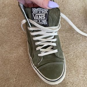 Suede Vans High tops